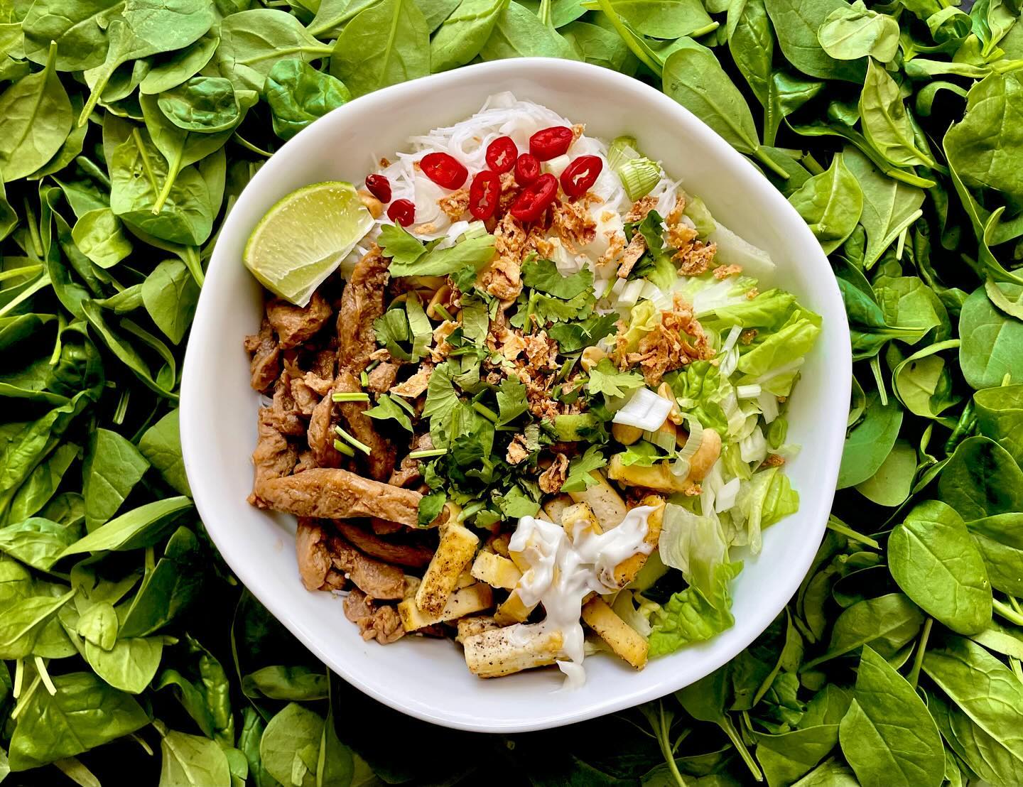 V bistru se často inspirují thajskou a vietnamskou kuchyní