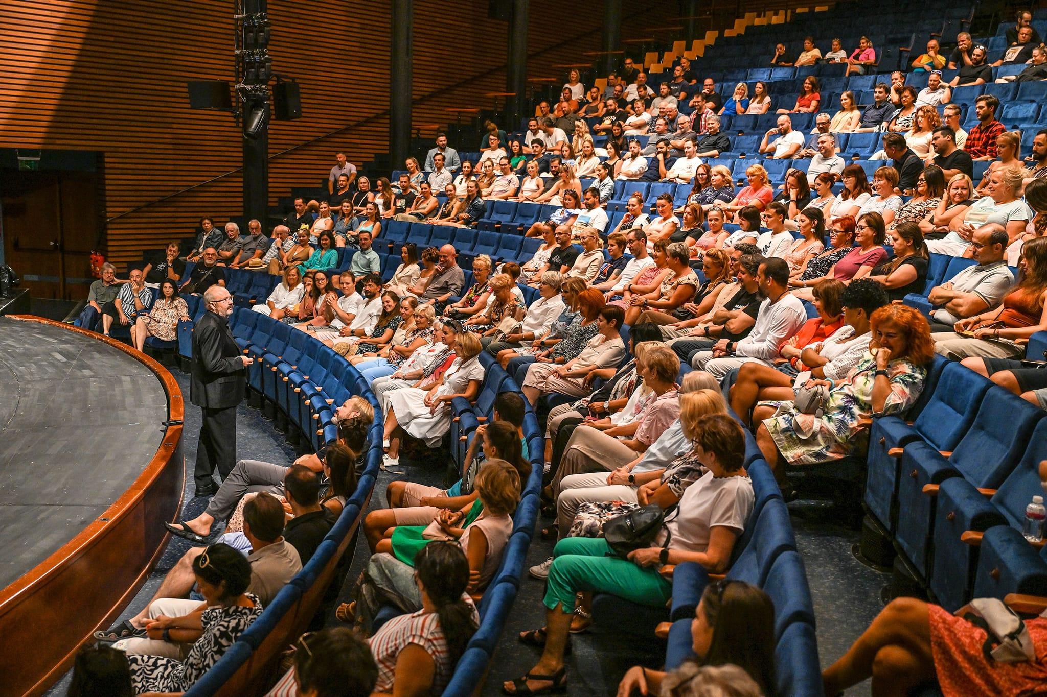 Za silným příběhem na Lidickou