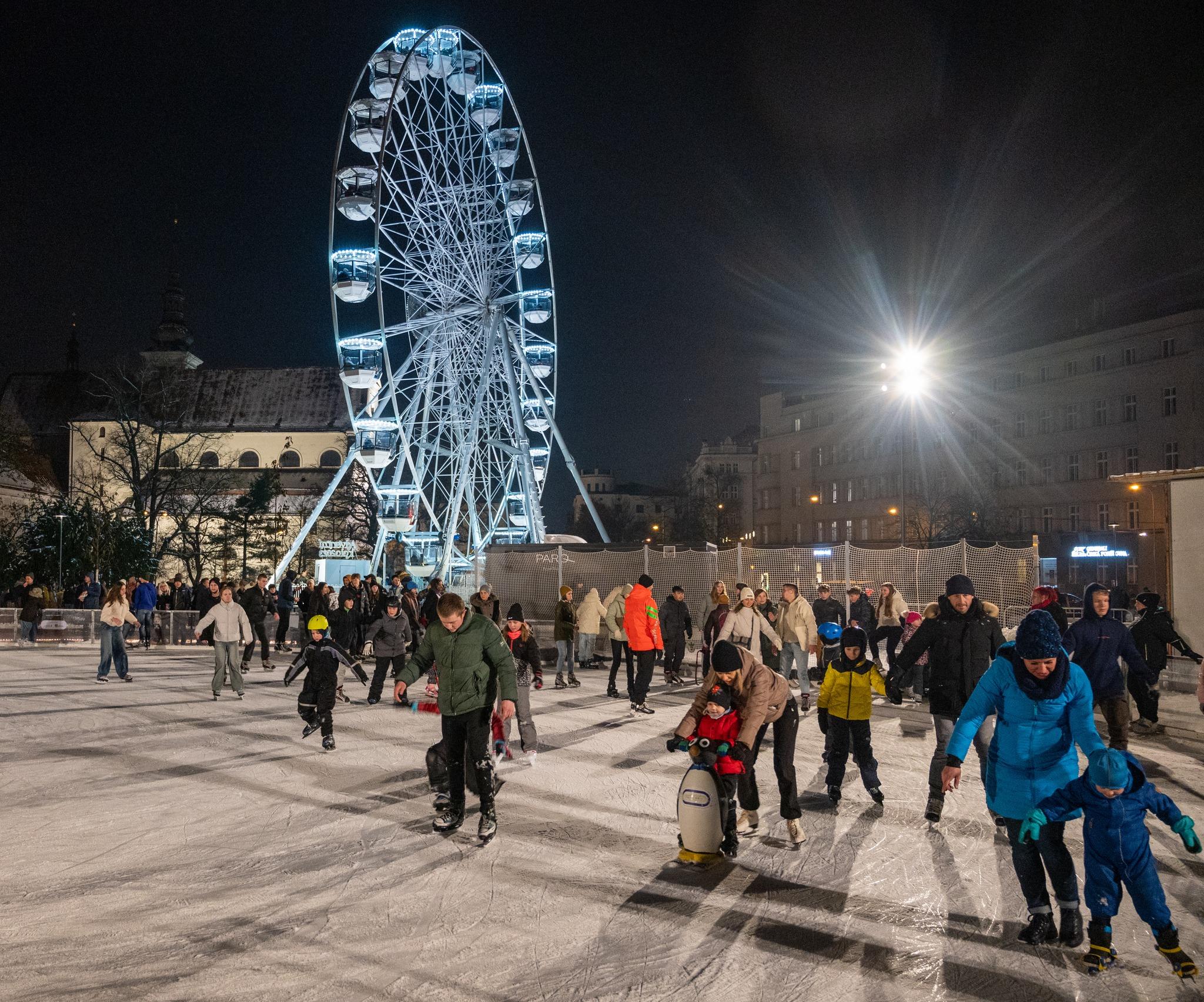 Moravské náměstí proměněné na kluziště