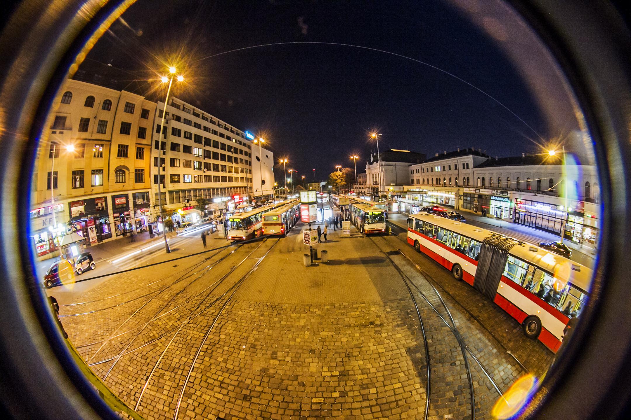 Rozjezdy vyjíždí z hlavního nádraží