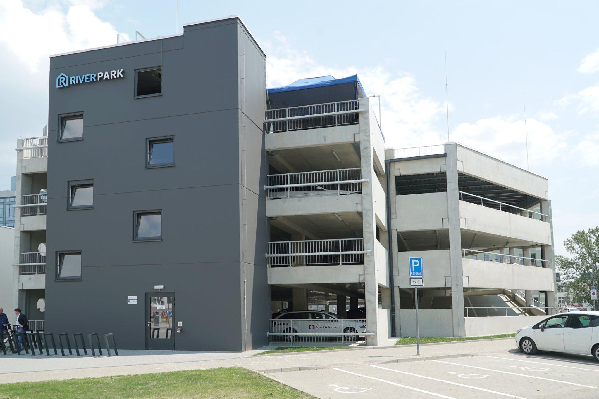 Parkování v River Parku