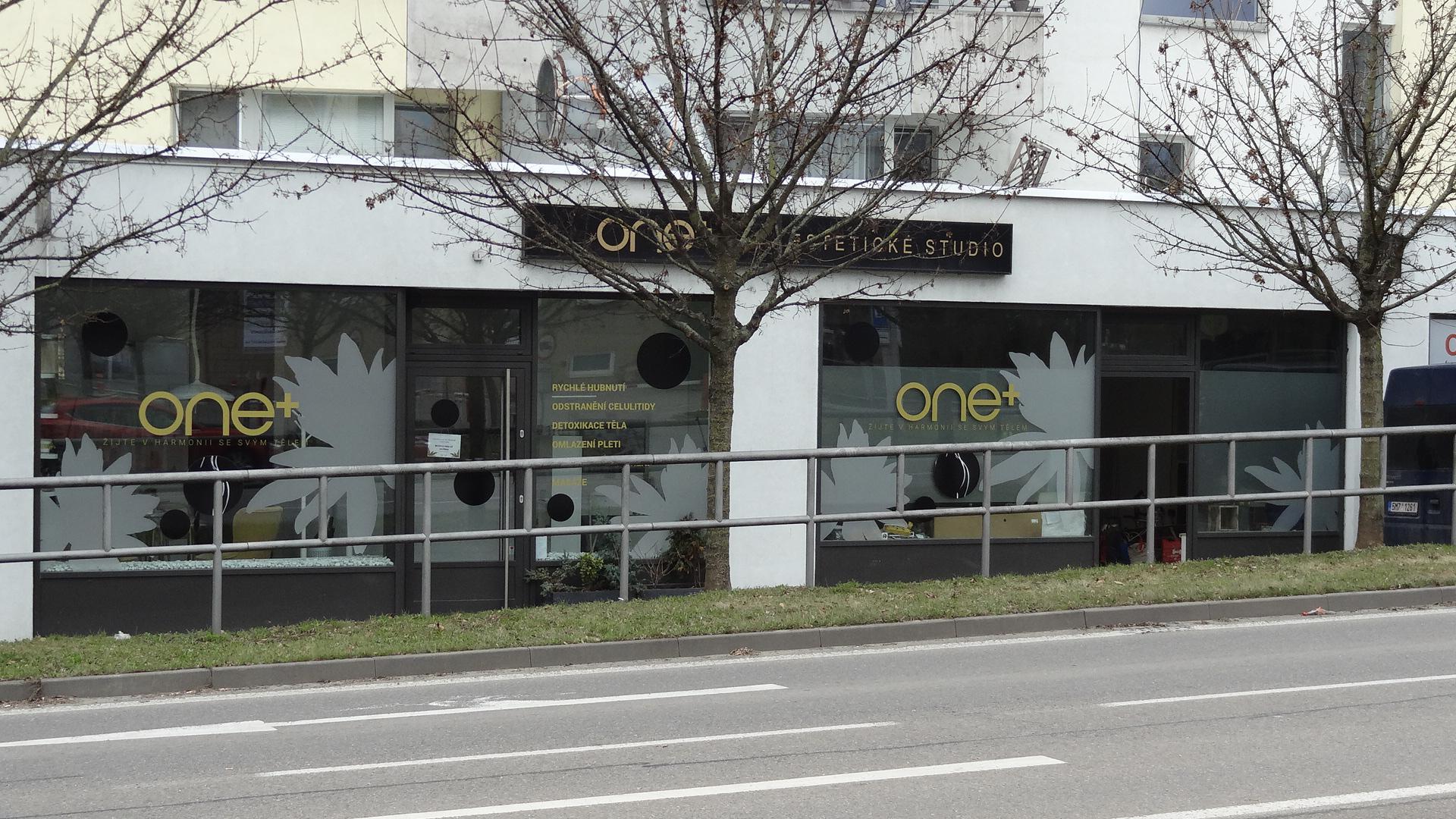 One+ Reformer Studio je součástí estetického centra One+.