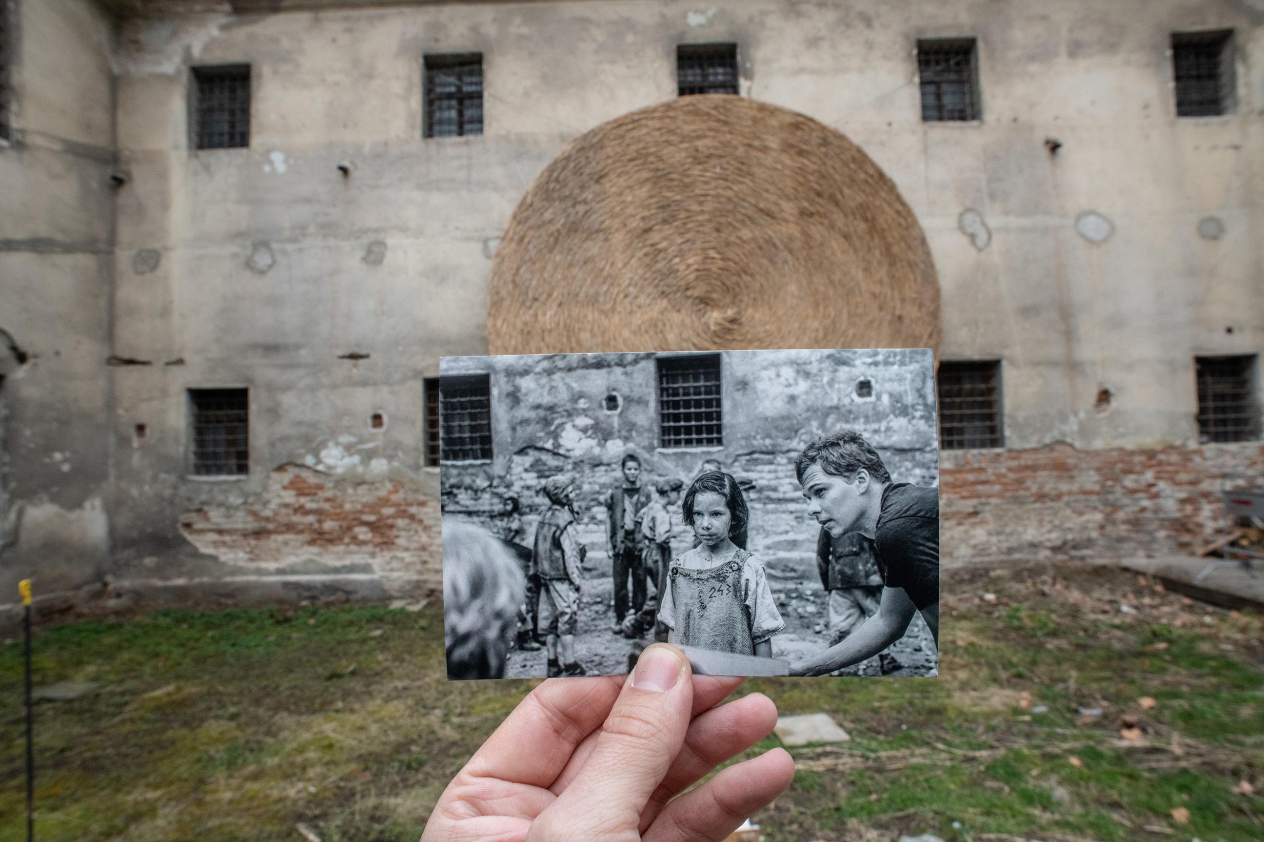 Bývalá káznice na Cejlu, Nabarvené ptáče