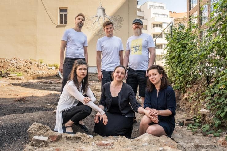 Silným momentem bude premiéra autorské site specific inscenace Identita od Hany Mikoláškové