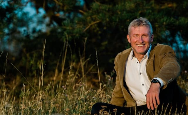 Hádanky v osobním životě, ve vědě, v teologii a filosofii – jak je luštit, řešit a vyřešit