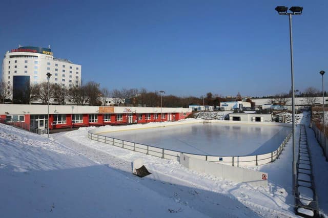 Večerní bruslení za Lužánkami