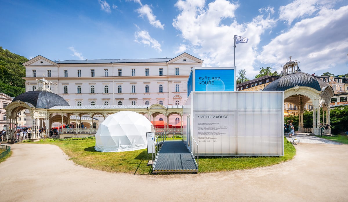 Laboratoř Svět bez kouře v Dvořákových sadech