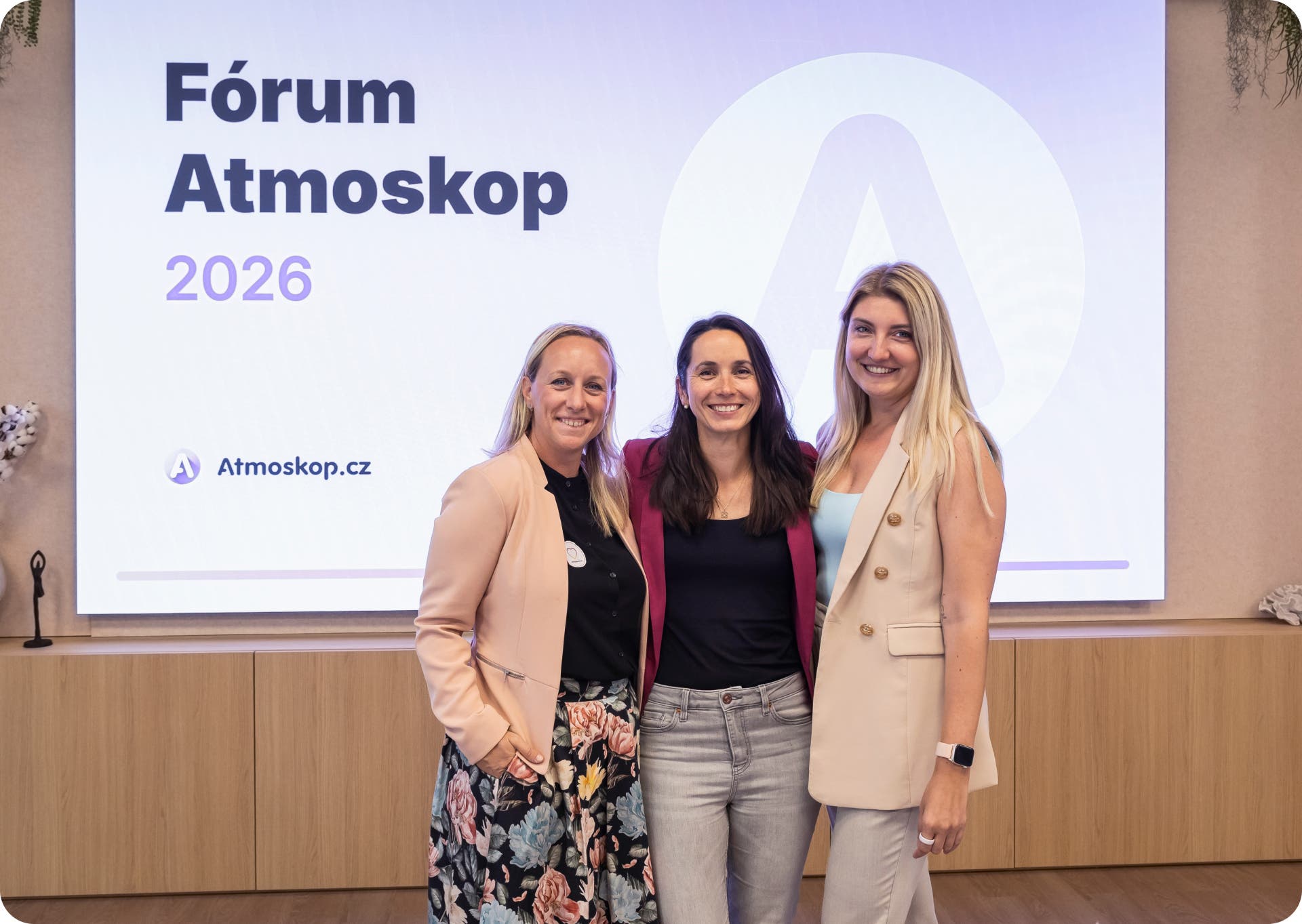 Fórum Atmoskop 2026: Marketingová manažerka Michaela Filipčíková (uprostřed) představila novinky na Atmoskopu