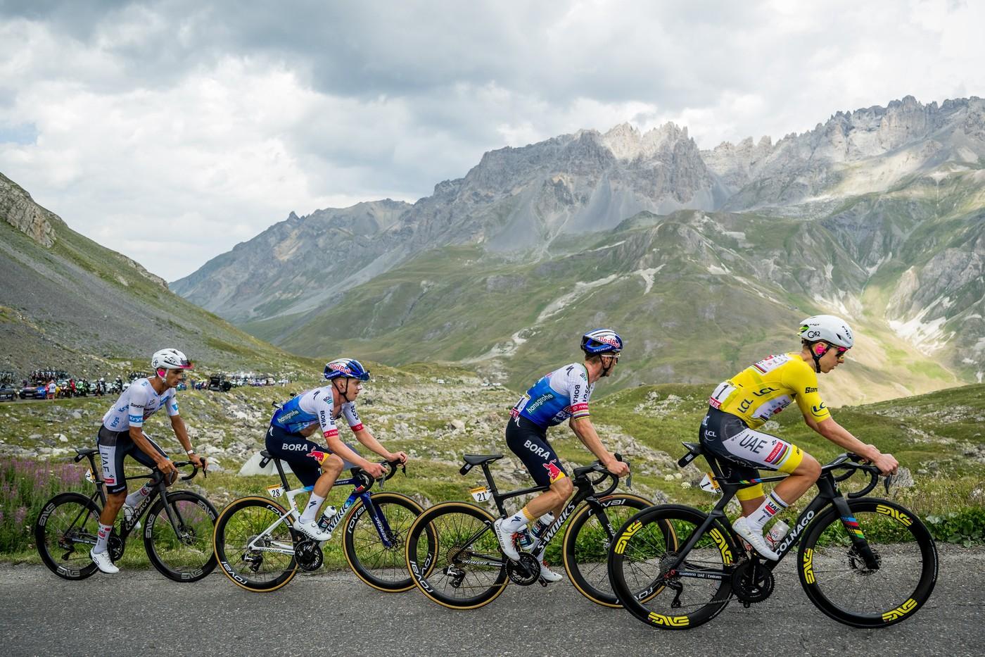 sobotní etapa v Alpe d'Huez, Francie, 25. července 2026