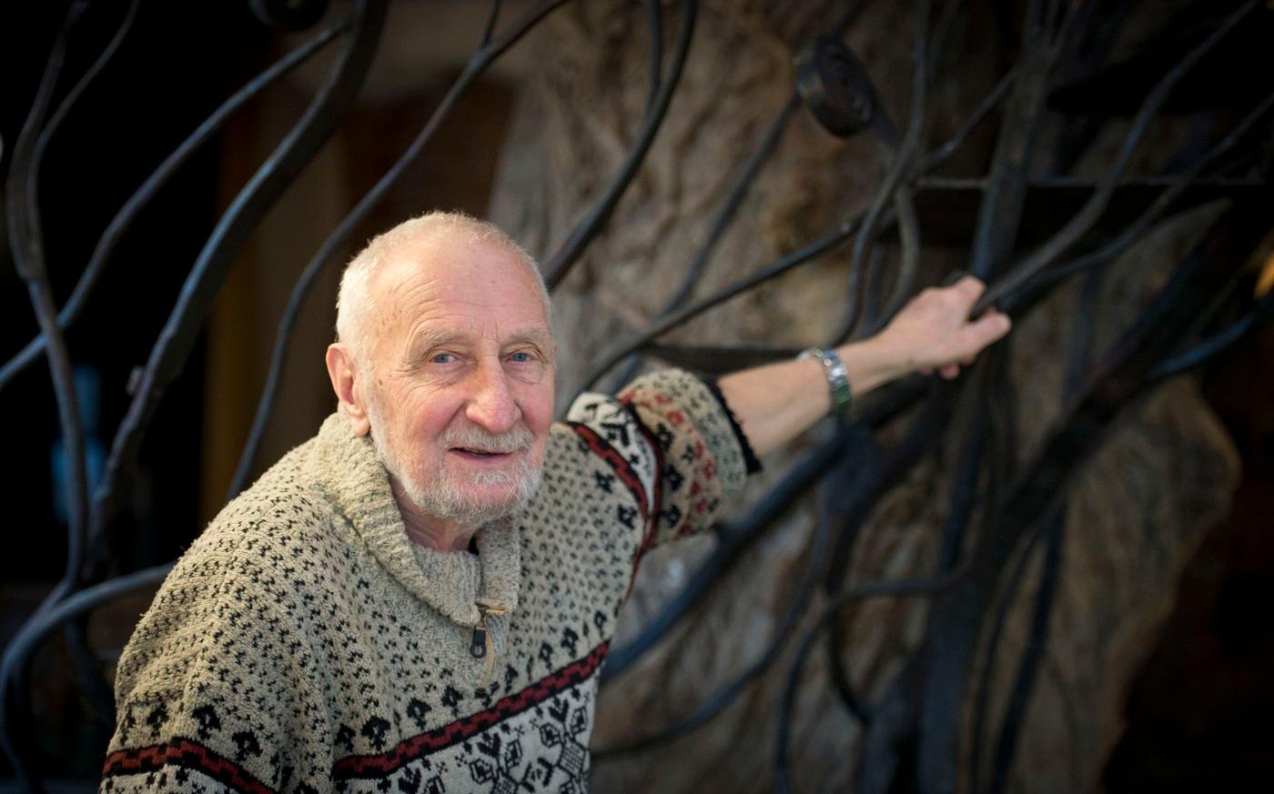 Ve věku 88 let zemřel známý botanik a někdejší dlouholetý ředitel pražské Botanické zahrady Václav Větvička