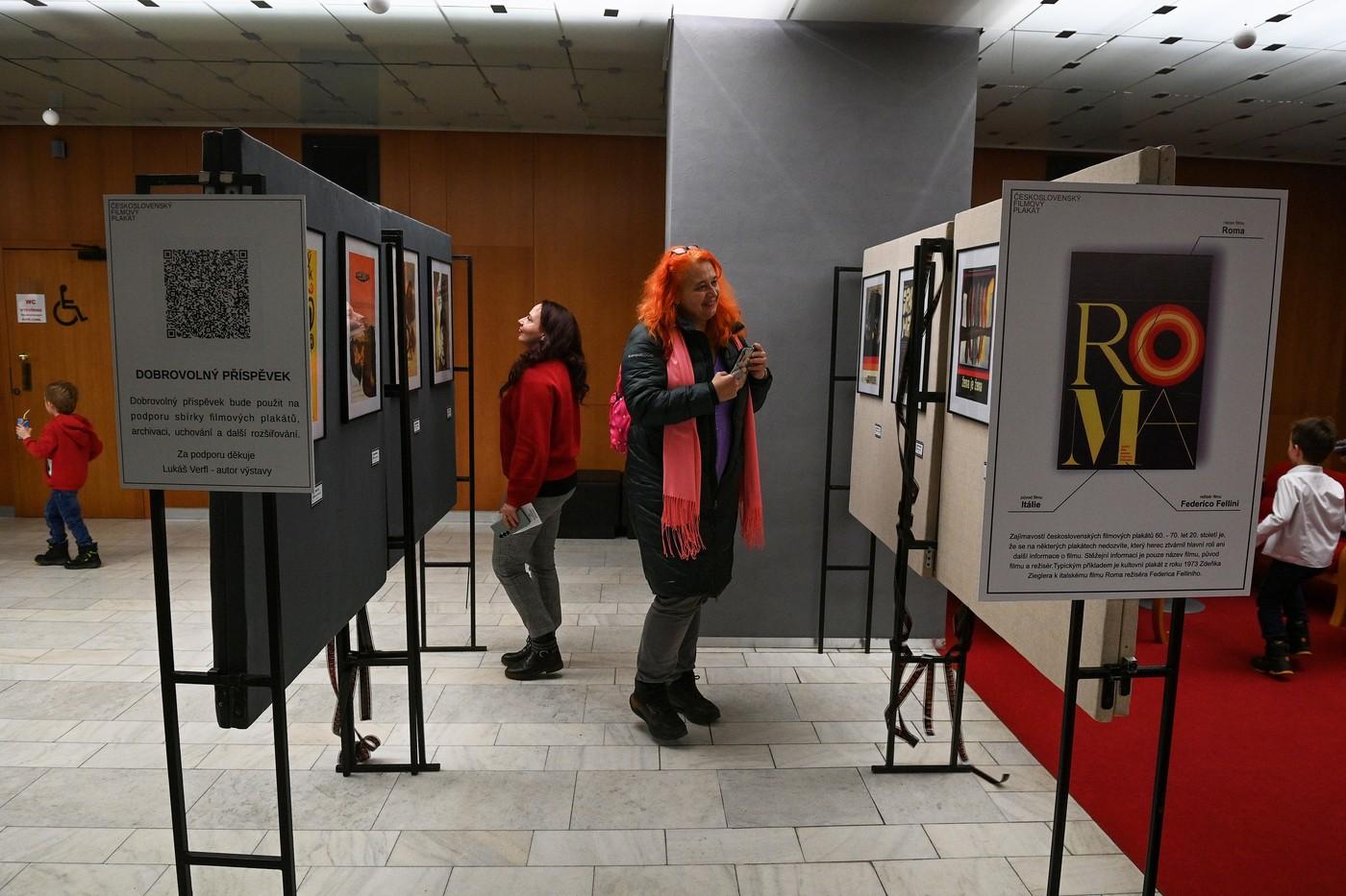 Zahájení výstavy kolekce československé filmové grafiky ze 60. až 80. let minulého století.