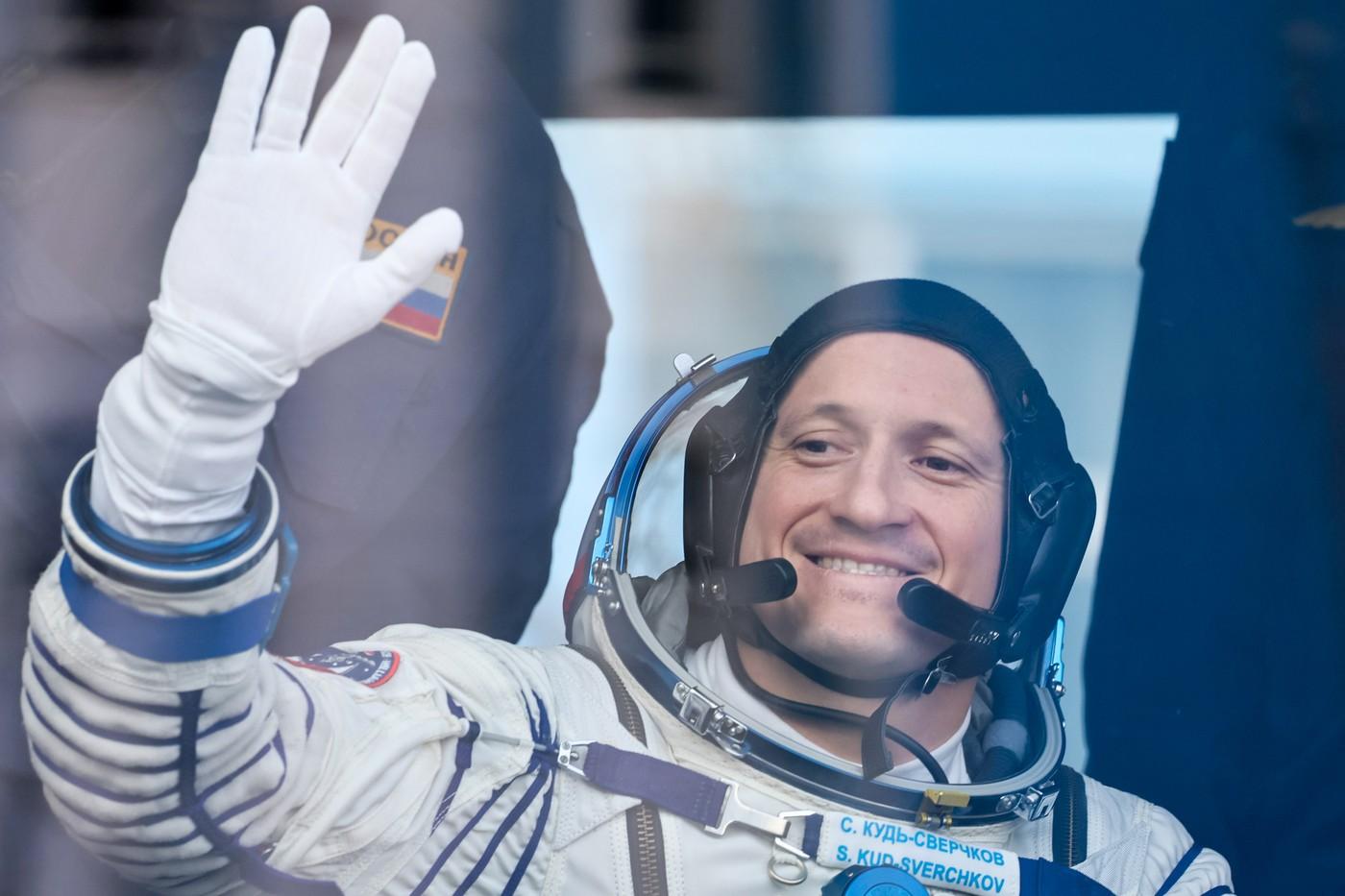 Sergej Kuď-Sverčkov, před startem lodi Sojuz, 27. listopadu 2025