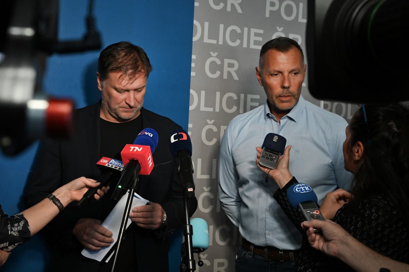  Náměstek ředitele pro službu kriminální policie a vyšetřování Martin Lichý a šéf moravskoslezské policie Tomáš Kužel 