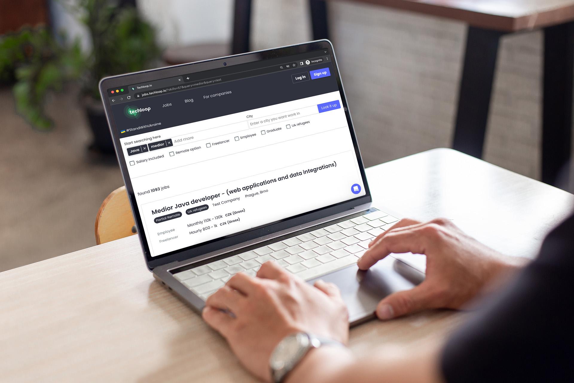 Techloop využívá AI k analýze inzerátů