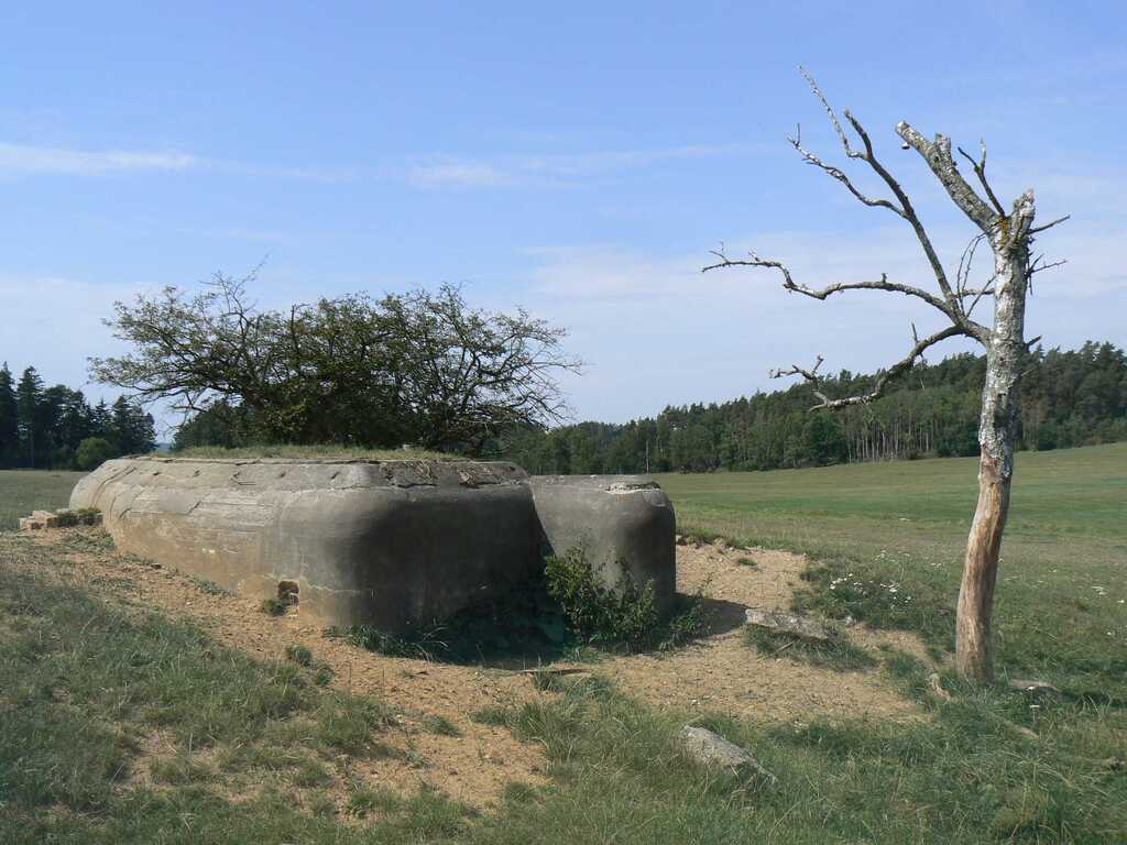 Jeden z nabízených řopíků...