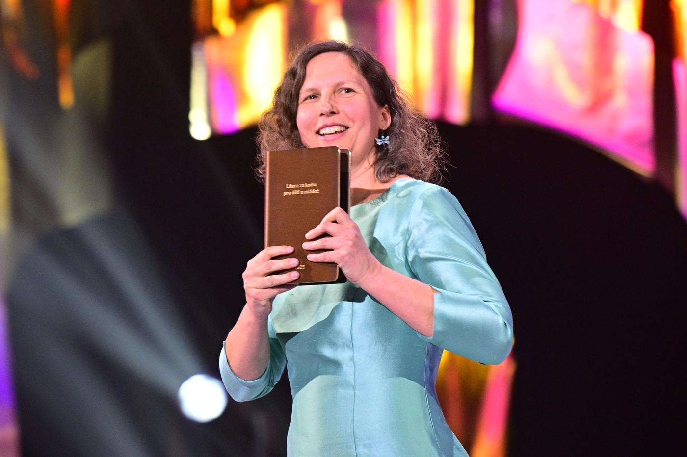 Bára Dočkalová, cena Litera za knihu pro děti a mládež 2025