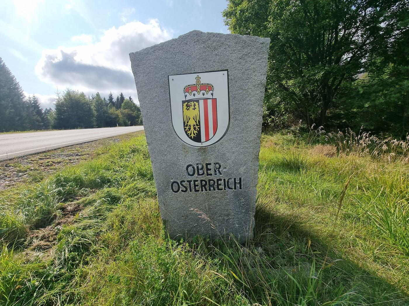 ilustrační foto, hraniční kámen