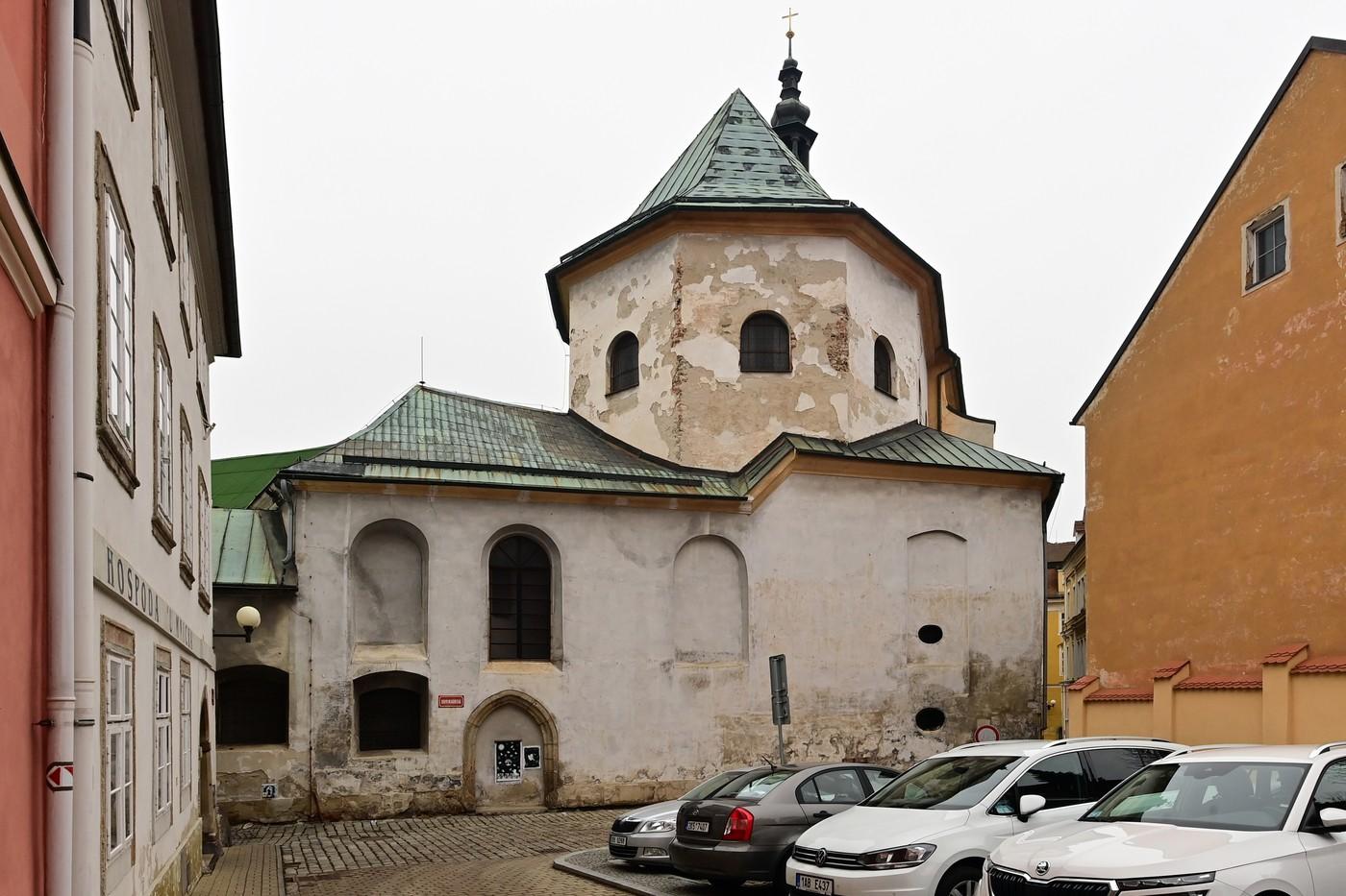 Bývalý dominikánský klášter. Město objekt zrekonstruuje pro potřeby základní umělecké školy, oprava bude trvat dva roky.