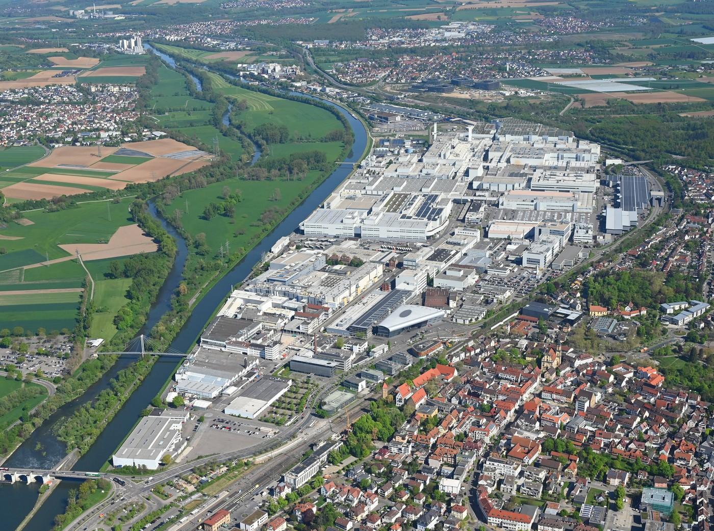 závod sesterské značky Audi v Neckarsulmu, Německo