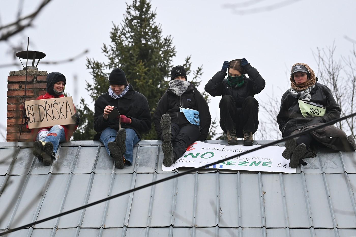 Příznivci ostravské lokality Bedřiška dnes obsadili jeden z domů určený k demolici
