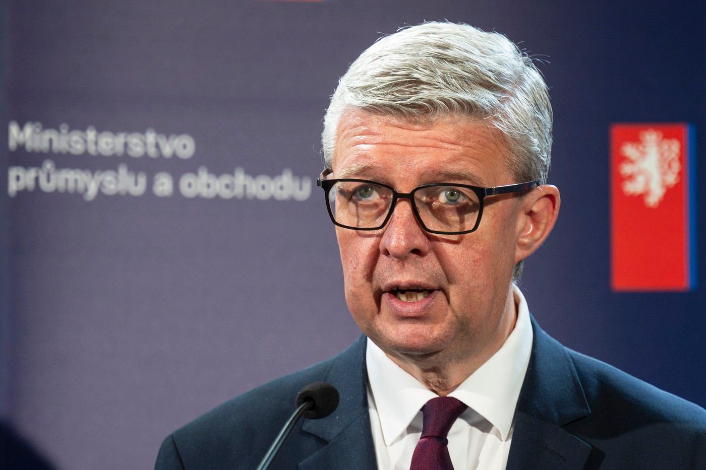 Karel Havlíček, ministr průmyslu a obchodu Karel Havlíček, ministr průmyslu a obchodu