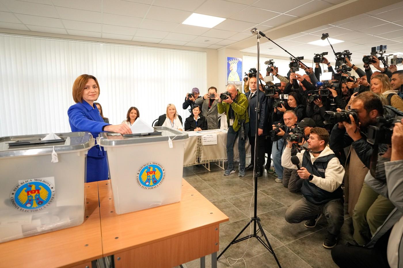 Prezidentka Maia Sanduová Prezidentka Maia Sanduová