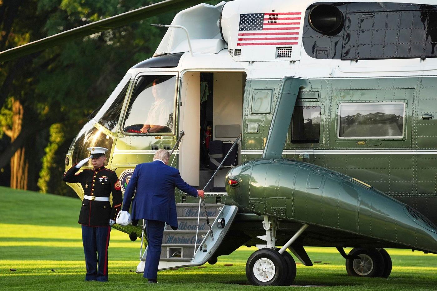Donald Trump promluvil před odletem na summit NATOv Haagu Donald Trump promluvil před odletem na summit NATOv Haagu