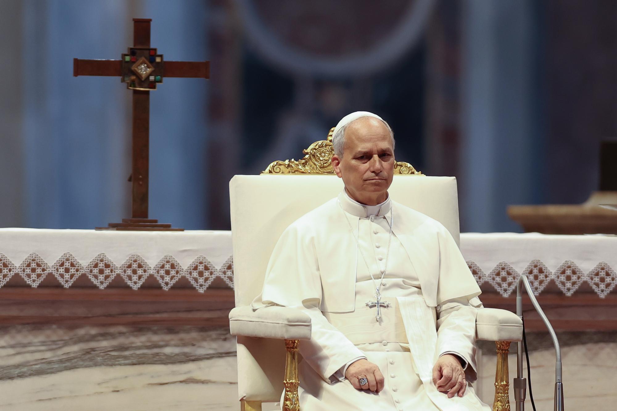 Vatikán, 14. června 2025: Papež Lev XIV. předsedá audienci na Jubileum sportu u centrálního oltáře baziliky svatého Petra