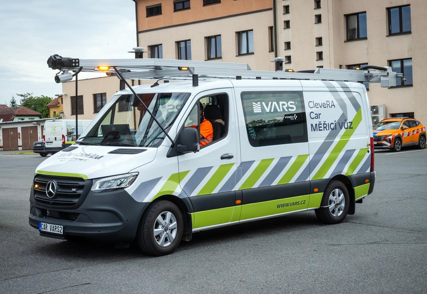  Představení nové generace diagnostického vozidla CleveRA Car EVO 