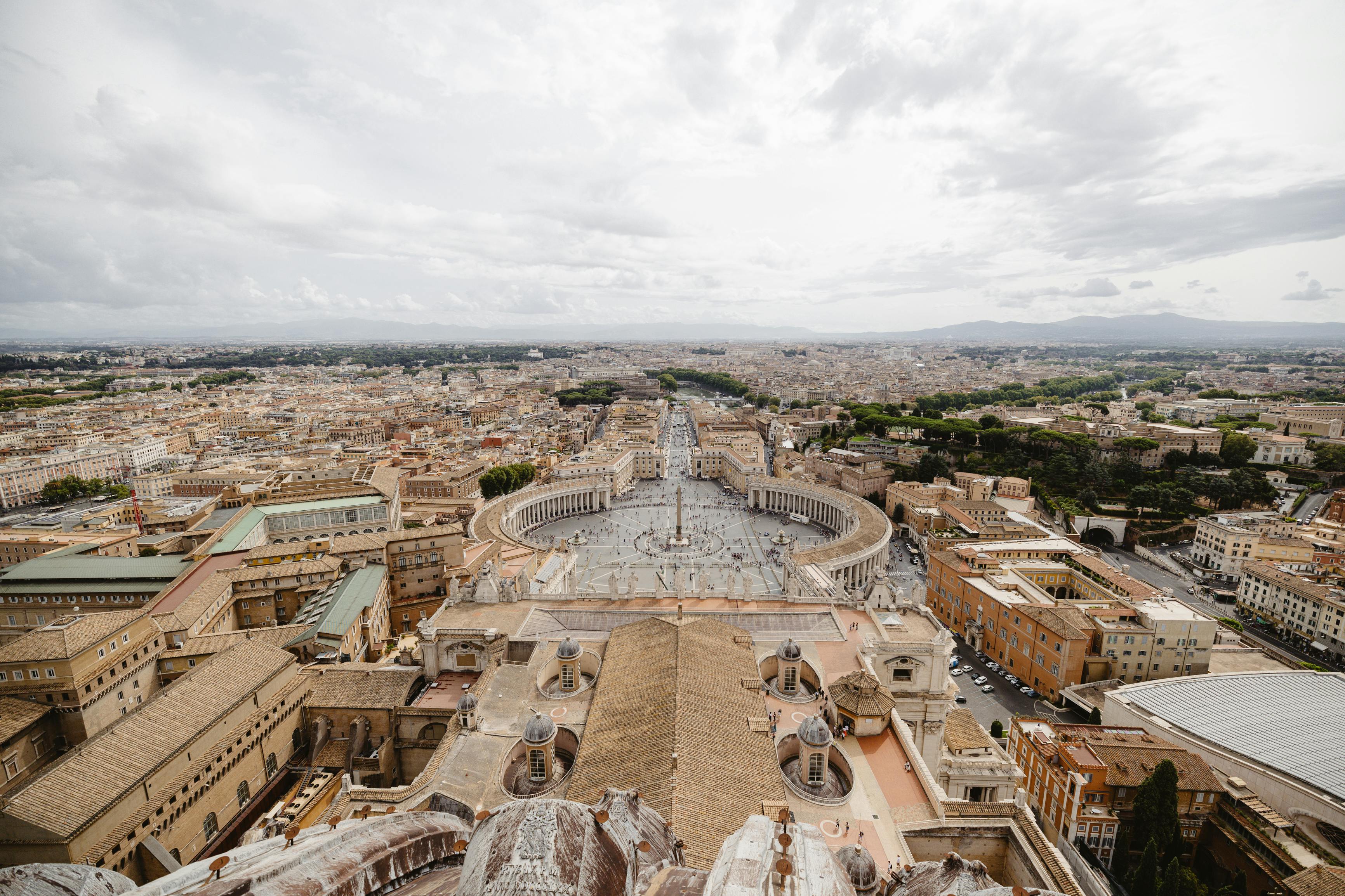 Pohled na Svatopetrské náměstí