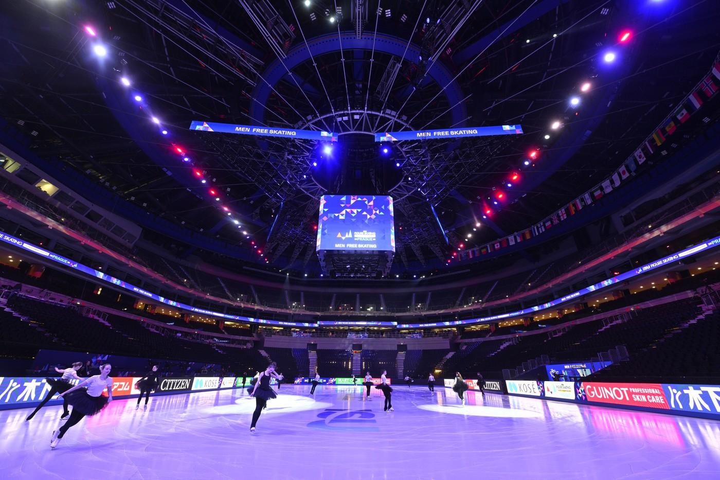 O2 arena, dějiště mistrovství světa v krasobruslení den před začátkem šampionátu. O2 arena, dějiště mistrovství světa v krasobruslení den před začátkem šampionátu.