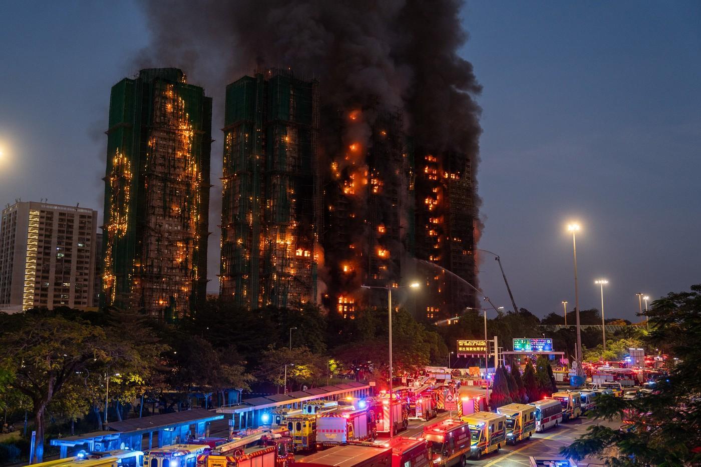 Požár obytných budov v Hongkongu