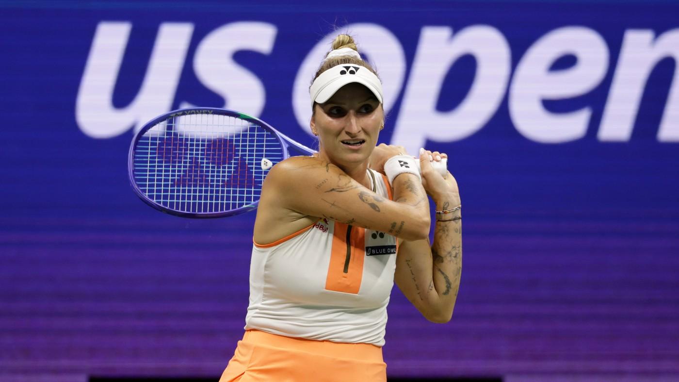 Markéta Vondroušová z České republiky během čtvrtého kola tenisového turnaje US Open Markéta Vondroušová z České republiky během čtvrtého kola tenisového turnaje US Open