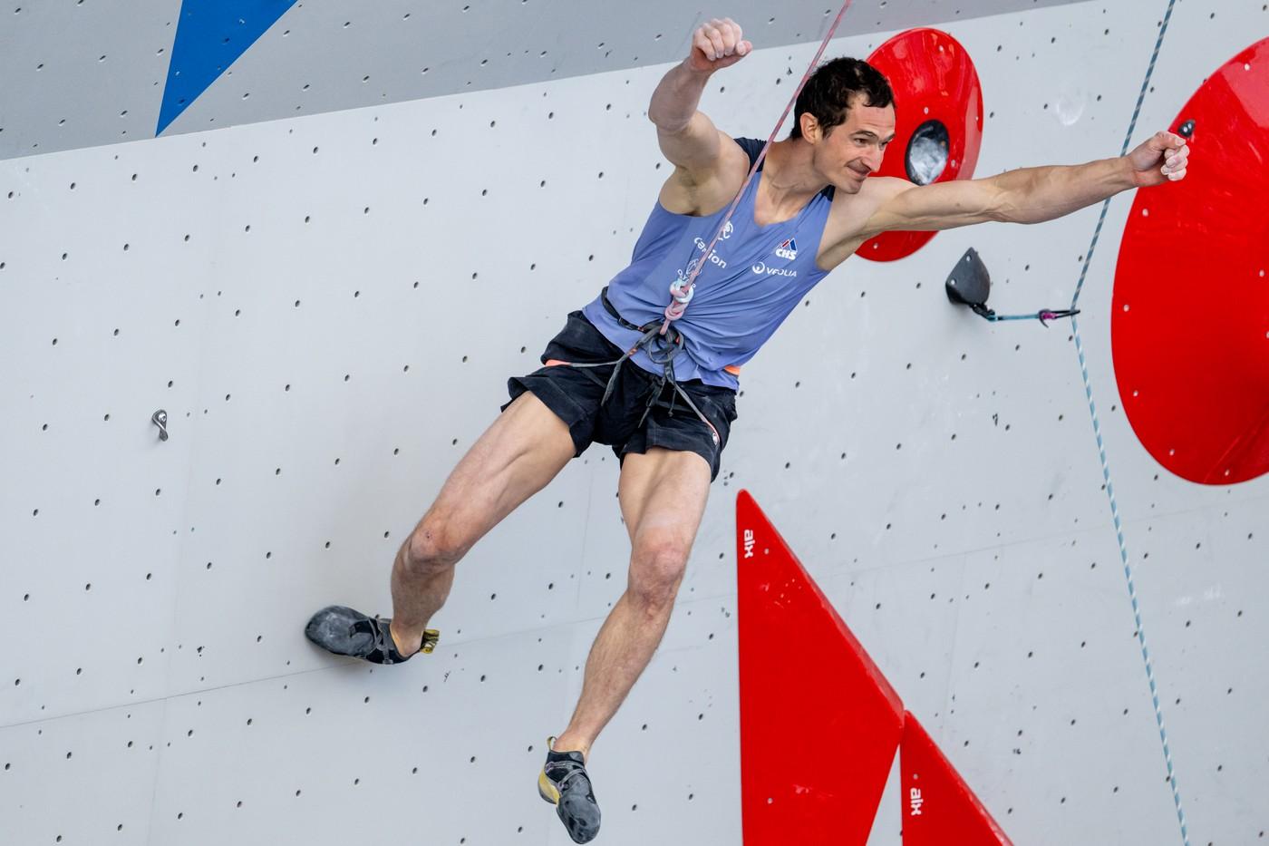 Lezec Adam Ondra na Světovém poháru v Praze Lezec Adam Ondra na Světovém poháru v Praze