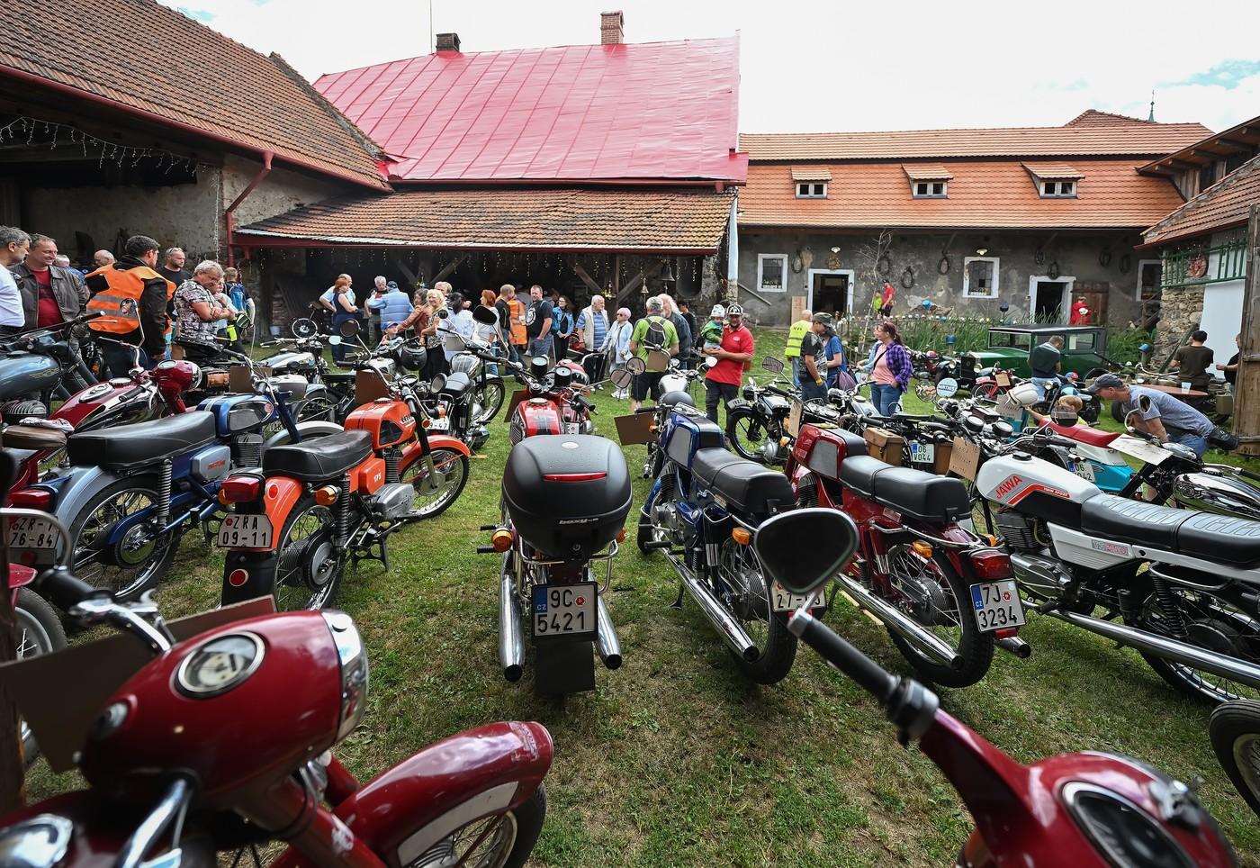 historické motocykly - ilustrační foto historické motocykly - ilustrační foto