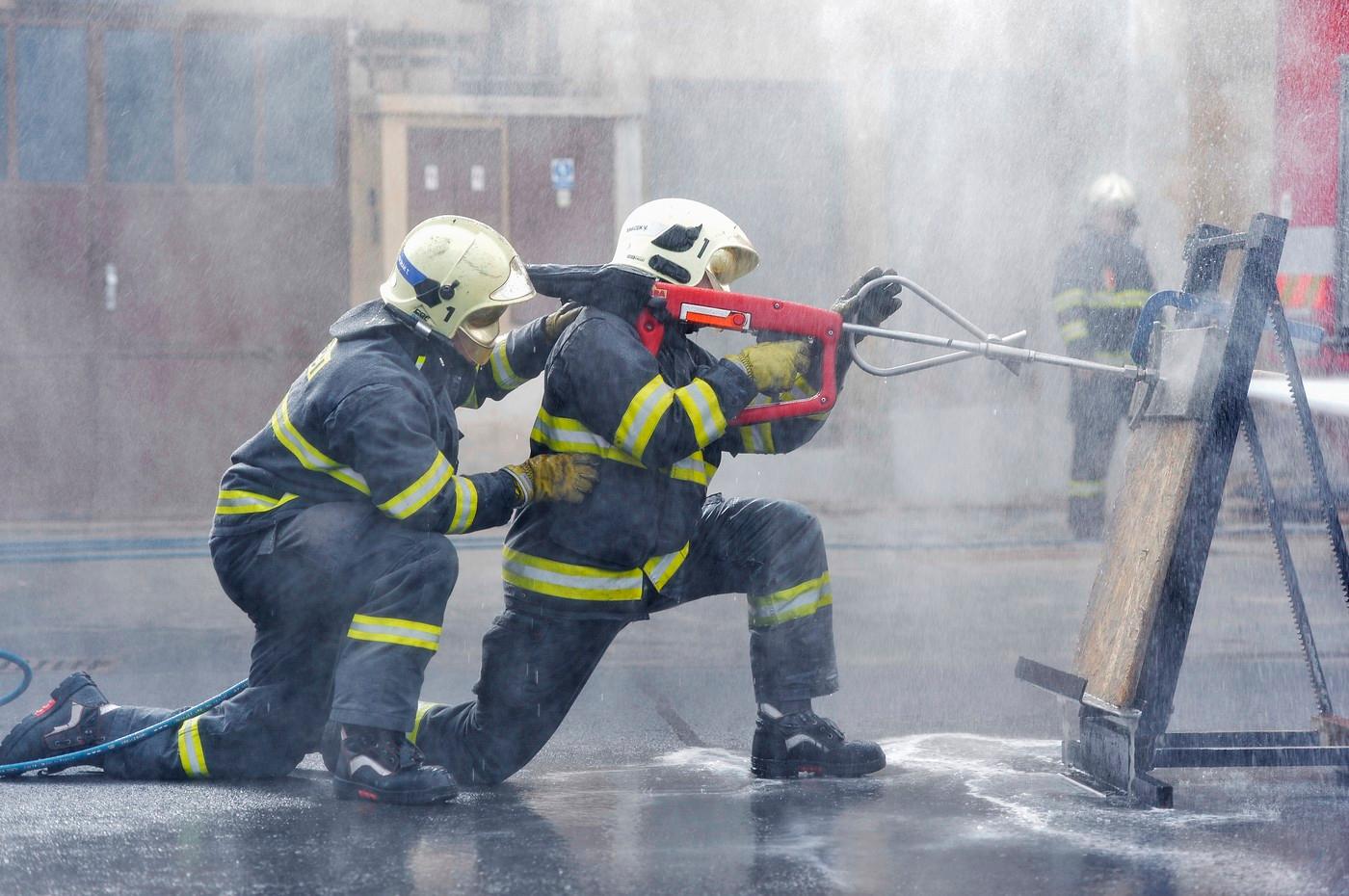 Hasicí zařízení Cobra