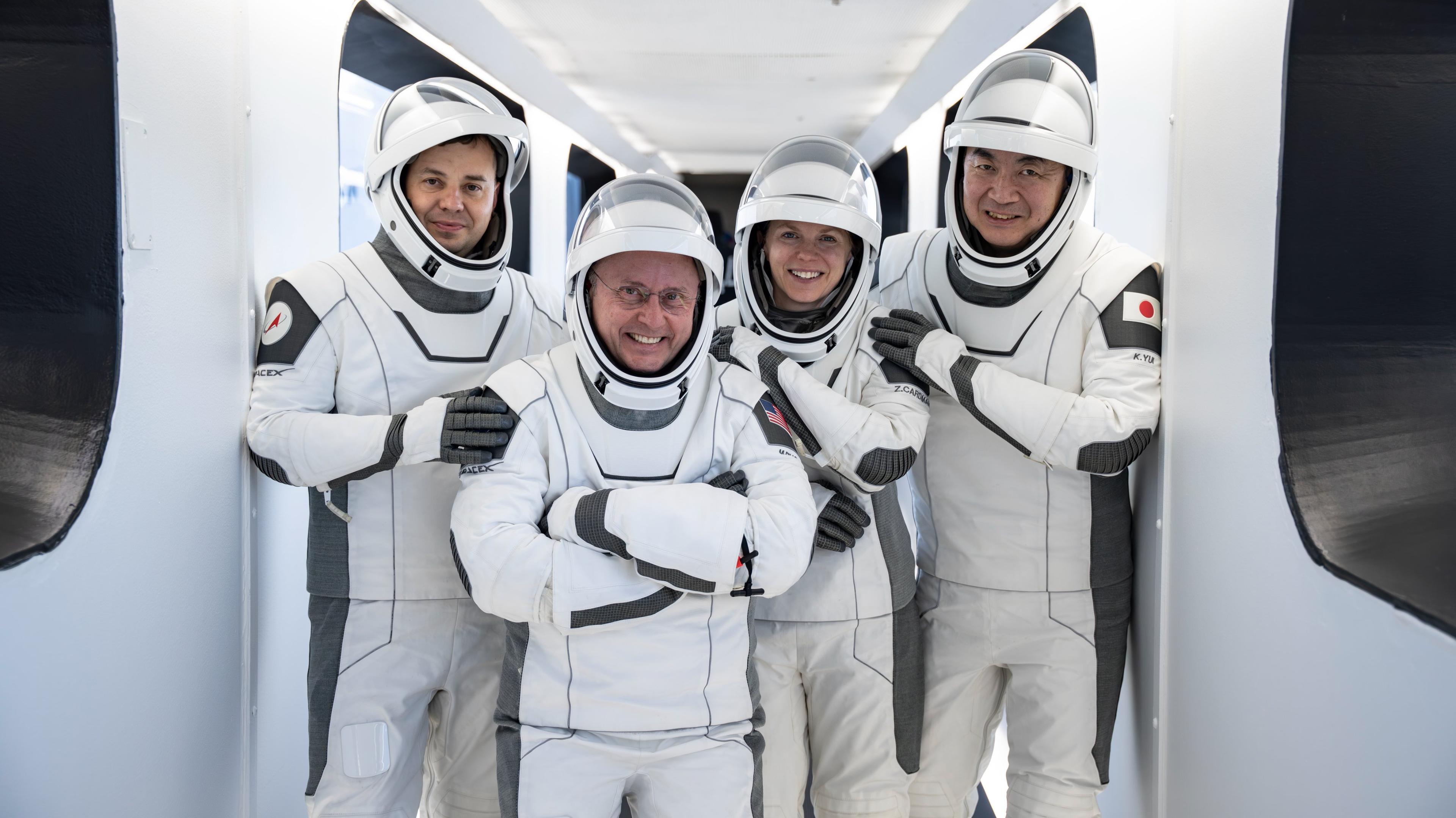 Posádka mise Crew-11