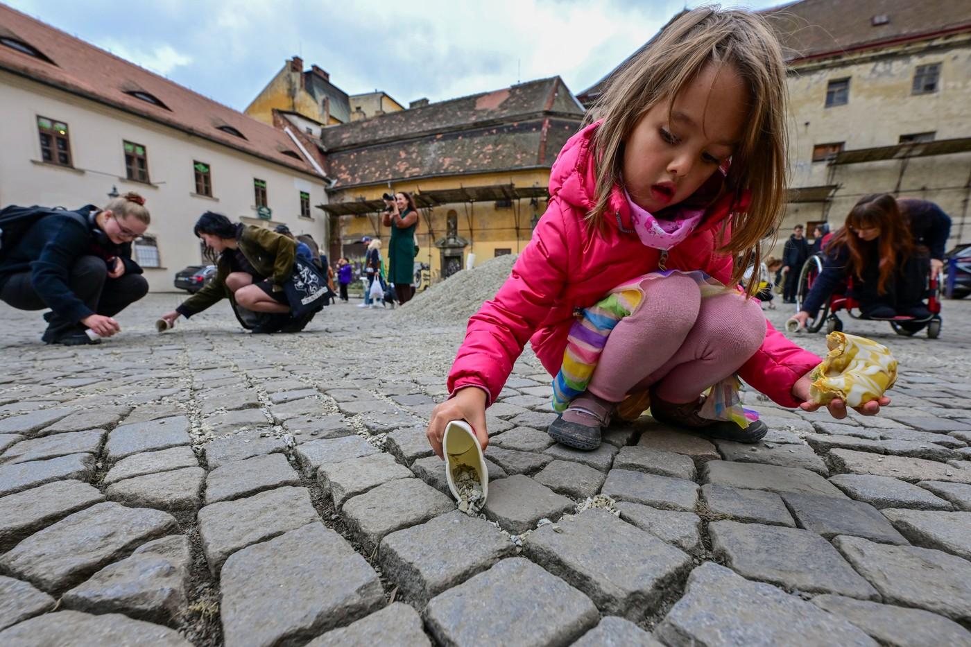 Stačí jen trochu zasypat a hned je lépe