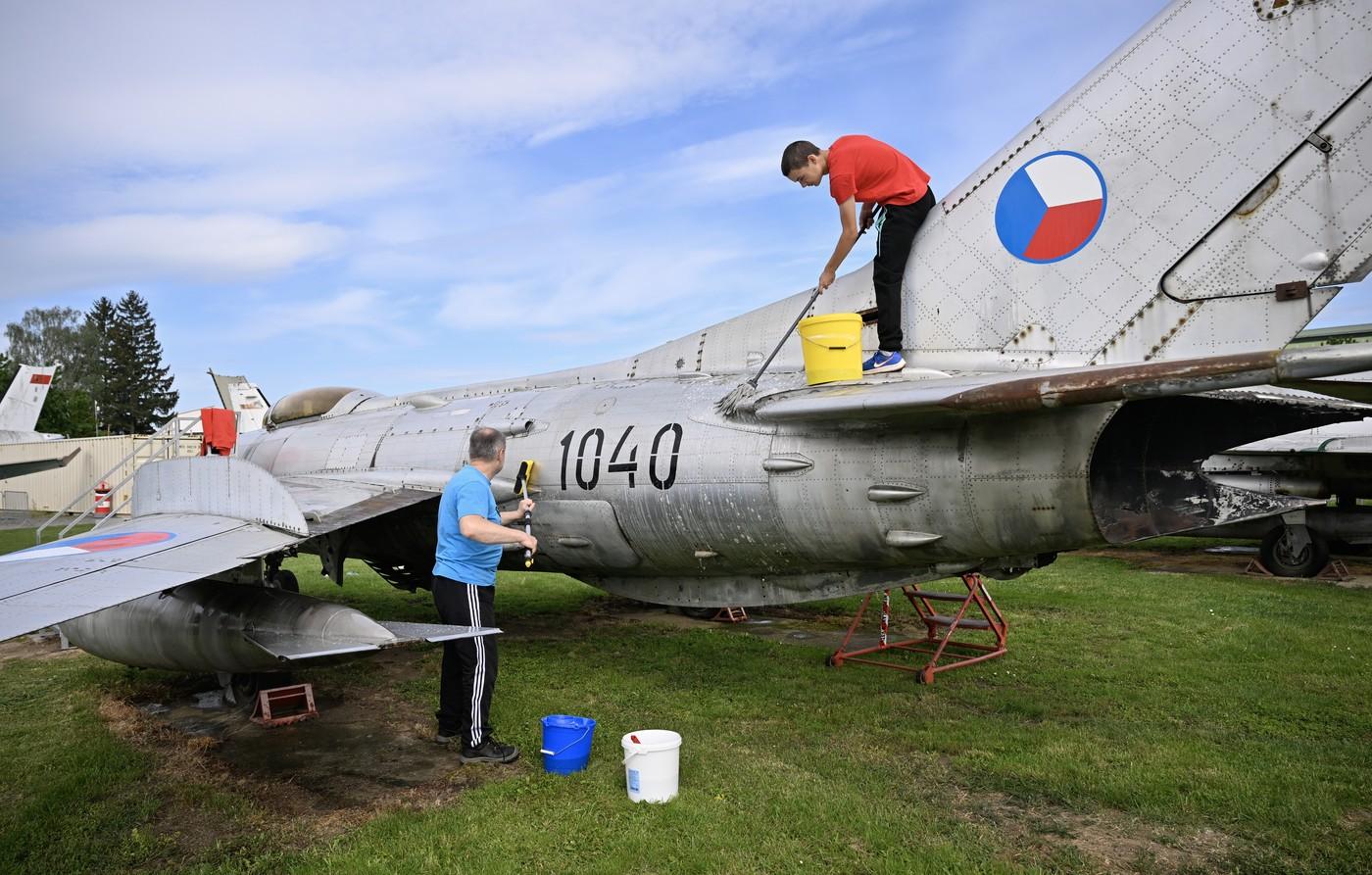 umývání letadel, Letecké muzeum v Kunovicích